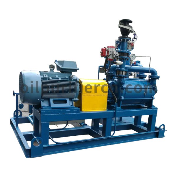 Water circulation vacuum device, transformer oil treatment plant